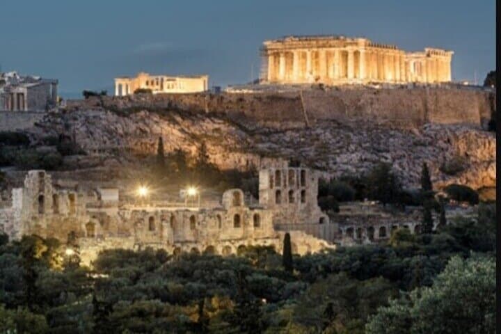 Private Luxury Athens Half-Day: Acropolis, Lycabettus Hill & Acropolis Museum photo 4
