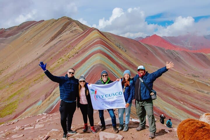 Full-Day Vinicunca Rainbow Mountain Hike from Cusco