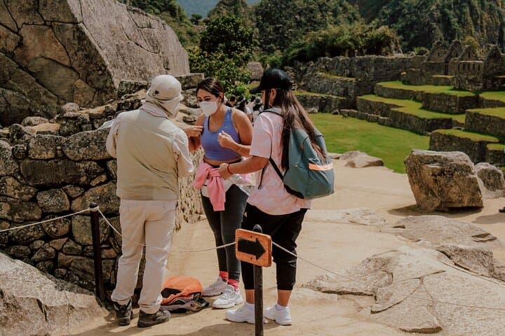 2-Day Private Sacred Valley & Machu Picchu Train Tour from Cusco photo 2