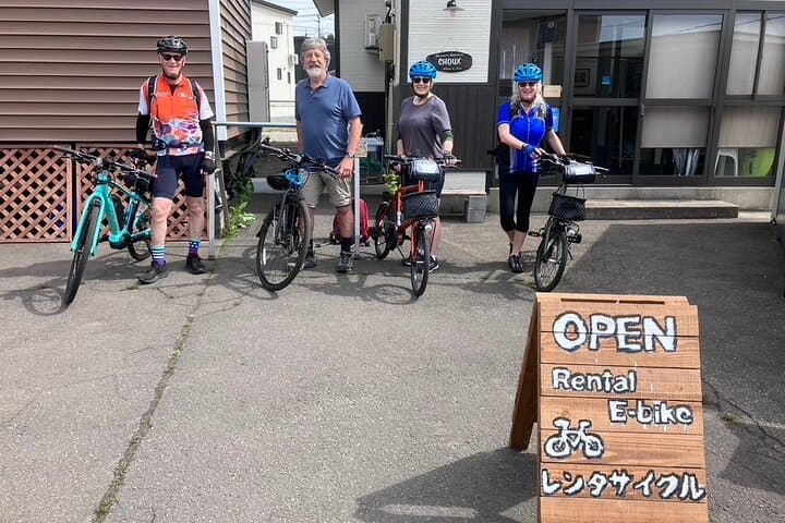 Satoyama Electric-Assist Bicycle Rental & Kakunodate Cycling Tour photo 2