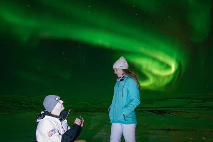 Private Northern Lights Tour from Reykjavik with Pro Photos photo 3