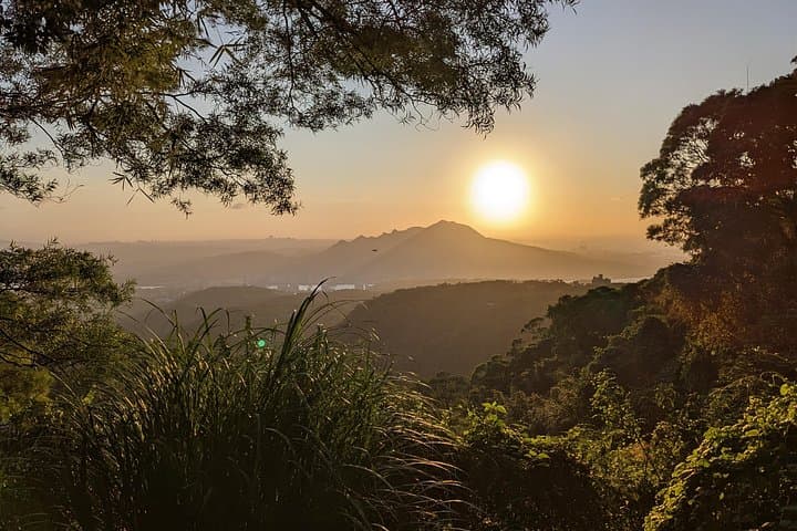 One-Day Hike in Taipei's Yangmingshan National Park: Qixing, Qingtiangang & Xiaoyoukeng photo 3