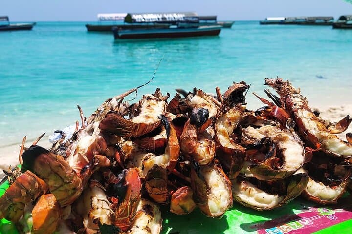 Blue Safari Zanzibar: Full-Day Dhow Trip to the Blue Lagoon & Kwale Island photo 3