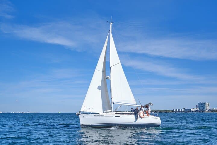 Sail the Arrábida Coast: 4-Hour Setúbal Day Sail to Portinho or Sado River photo 1