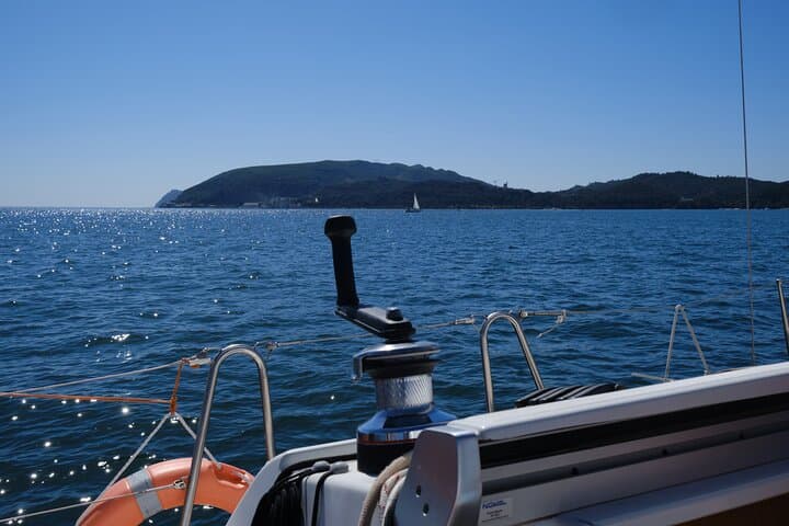 Sail the Arrábida Coast: 4-Hour Setúbal Day Sail to Portinho or Sado River photo 3