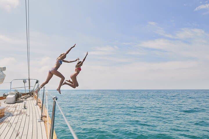 Private Mykonos Cruise to Delos & Rhenia — Swim, Snorkel & Archaeology photo 5