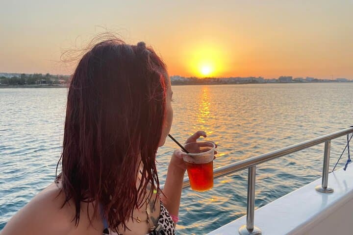 Protaras Sunset Cruise: Fig Tree Bay, Cape Greco & Blue Lagoon in 3 Hours