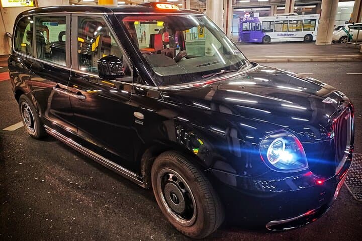 Heathrow Black Cab Transfer — Private London Airport Ride with Local Knowledge photo 4