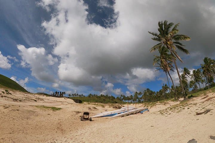 Discover the Untamed Wonders of Rapa Nui on a Full-Day Adventure photo 3