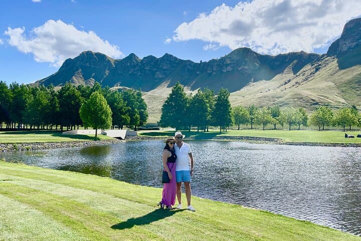 Private Hawke's Bay Wine Tour from Napier: Small-Group Tastings & Vineyard Insights