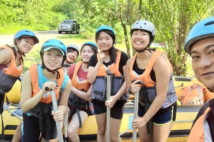 Conquer Kampar River: 7km Whitewater Rafting Adventure from Kuala Lumpur photo 4