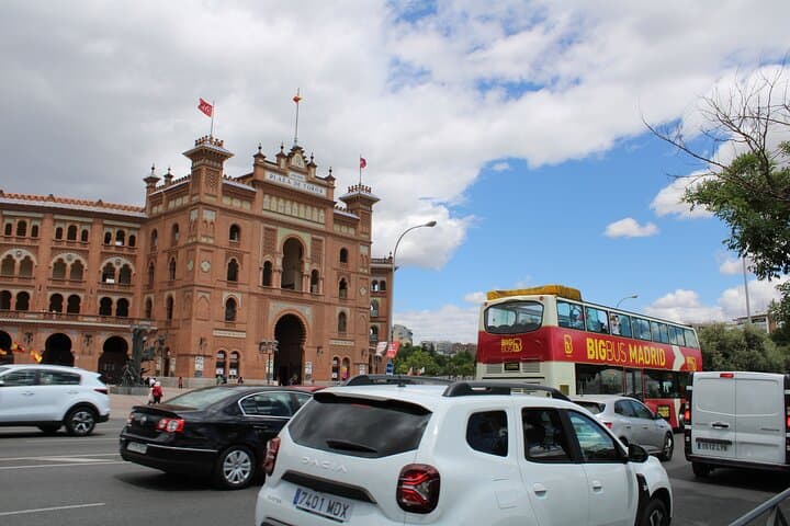 Big Bus Madrid Panoramic Open-Top City Tour photo 5