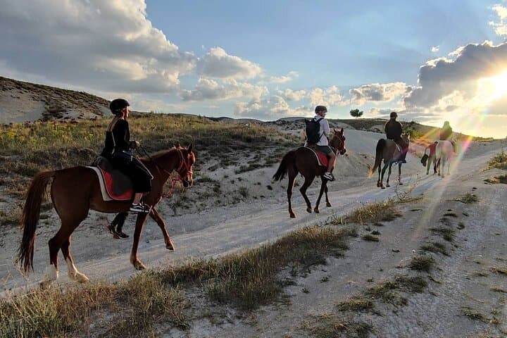 Cappadocia Horseback Ride: 1–2 Hour Göreme Daytime & Sunset Tours