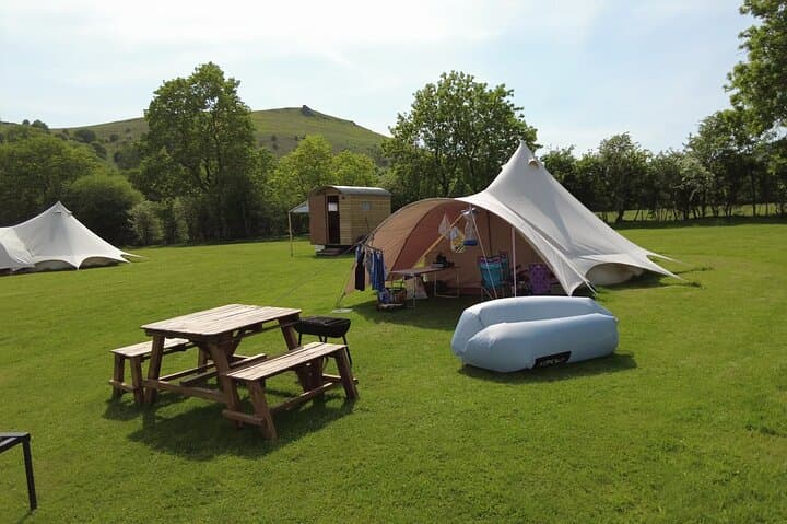 Chiltern Hills Camping Experience for Japanese Travelers