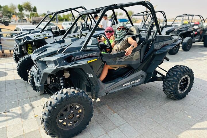 Dubai Red Dunes Safari: Dune Bashing, Sandboarding & BBQ under the Stars photo 4