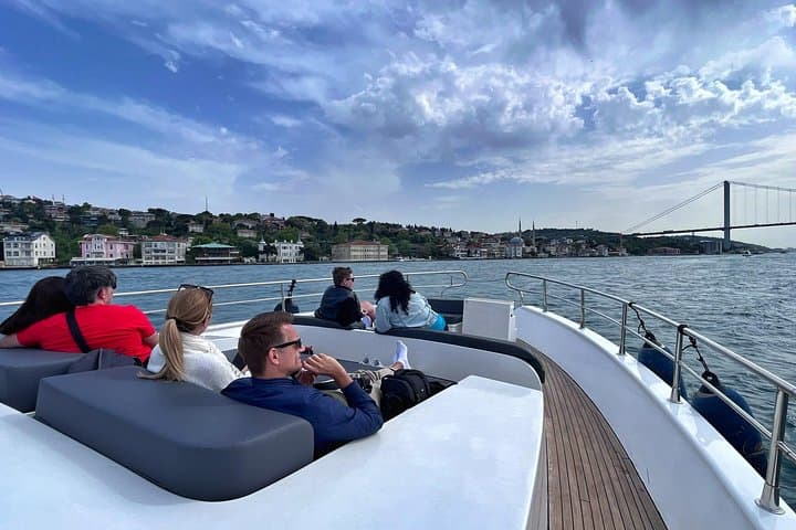 Bosphorus Yacht Cruise to Kanlıca: 2.5-Hour Luxury Strait Tour photo 3