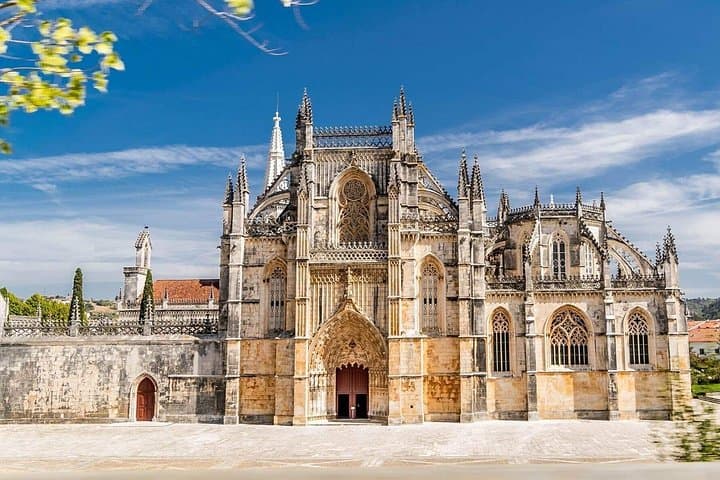 Fátima, Batalha, Nazaré & Óbidos Day Tour from Lisbon — Minivan, 4x4 or Classic Car photo 4