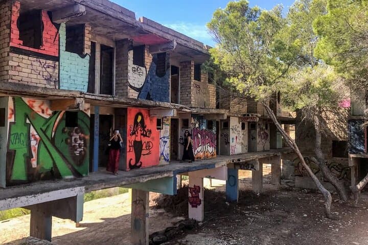 Graffiti and Snorkeling at Cala Conta — Ibiza Beach Art & Snorkel Experience photo 3