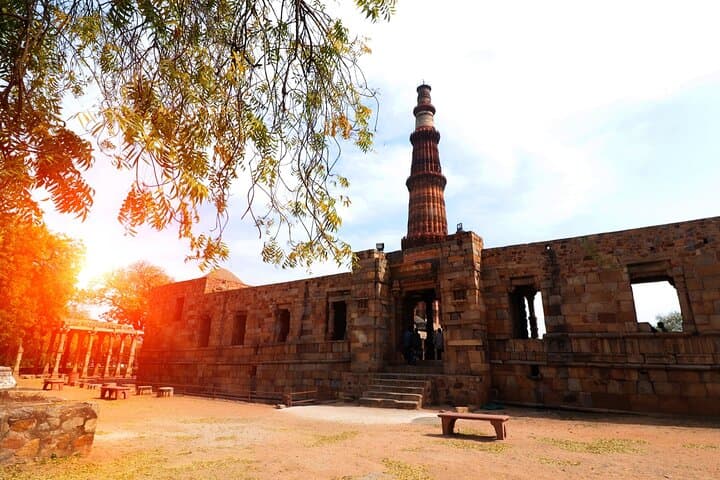 Two-Day Private Old and New Delhi Highlights Tour — Rickshaws, Monuments & Temples photo 3