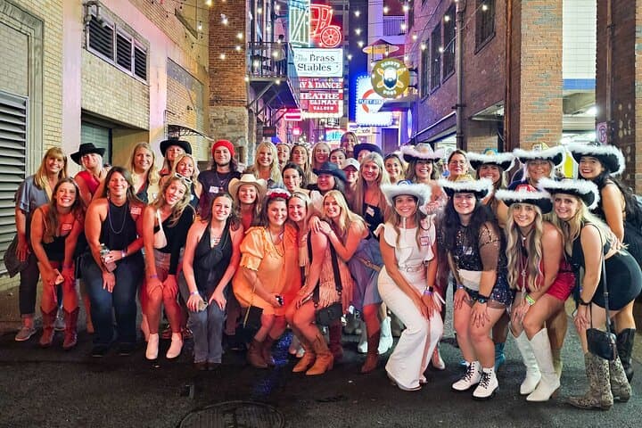 Nashville VIP Bar Crawl: Lower Broadway Nightlife with Skip-the-Line Entry photo 6