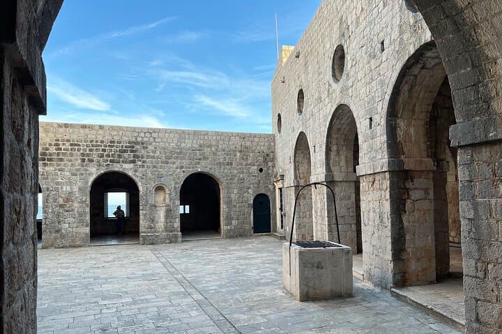 Dubrovnik Game of Thrones Private Tour: Early Access to Fort Lovrijenac & Iron Throne Photo photo 4