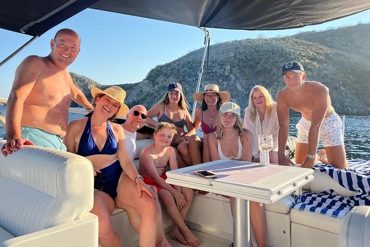 Half-Day Pershing 40 Yacht Charter in the Gulf of Saint-Tropez photo 2