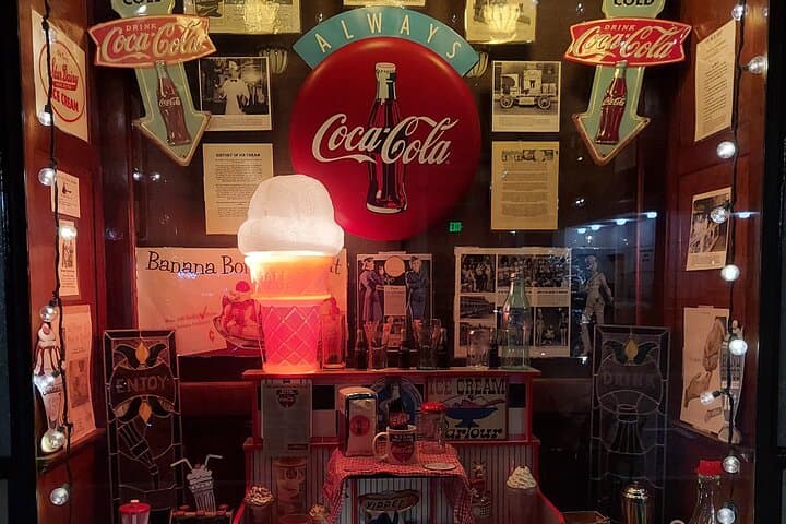 Galveston Sweets and Treats Tour: Historic Strand Walking Food Tour