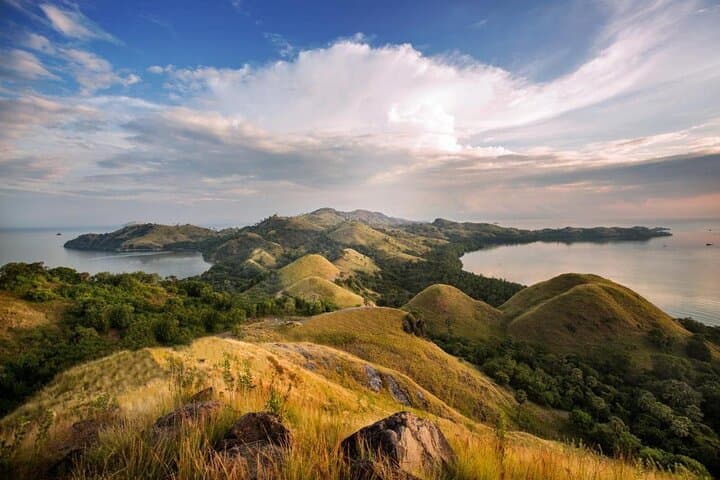 Rangko Cave & Boleng Beach Half-Day Snorkel from Labuan Bajo photo 5