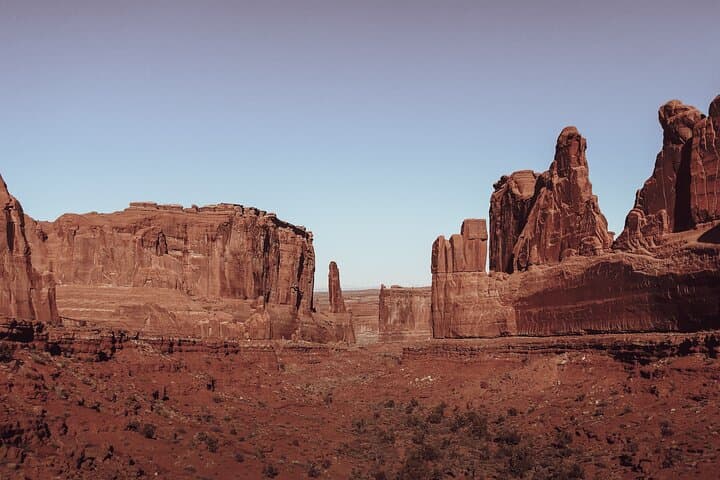 Sunset Arches National Park Van Tour — Best Photo Stops & Practical Guide photo 2