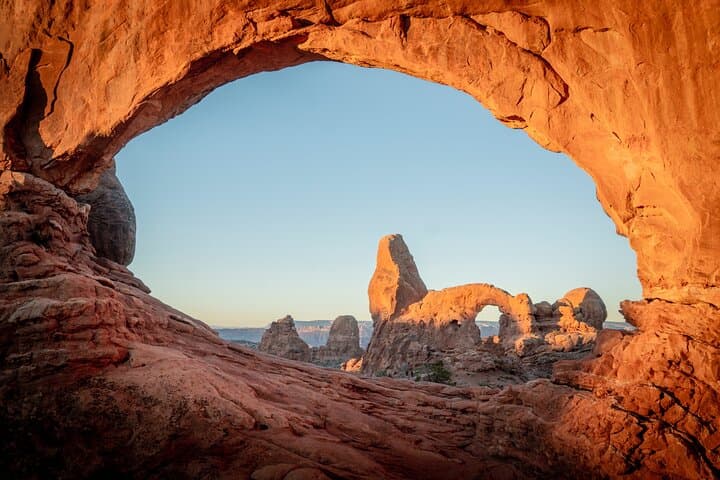 Sunset Arches National Park Van Tour — Best Photo Stops & Practical Guide photo 3