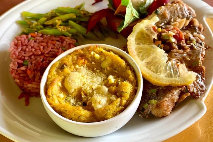 Cocoa Lunch in Lopinot: Half-Day 3-Course Cocoa Meal with Hummingbirds from Port of Spain