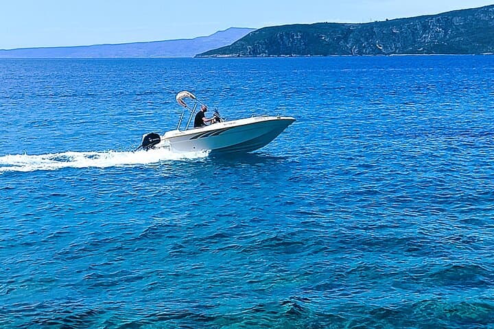Explore Mani by Boat: Rent a No‑Licence Boat in Kardamili photo 2