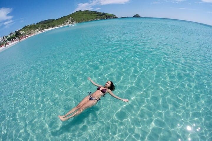 Boat tour to Arraial do Cabo: Praia do Farol, Gruta Azul & Prainhas photo 6