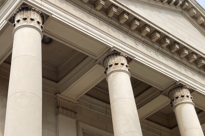 Savannah Walking Tour: Forsyth Park to Historic District Highlights photo 2