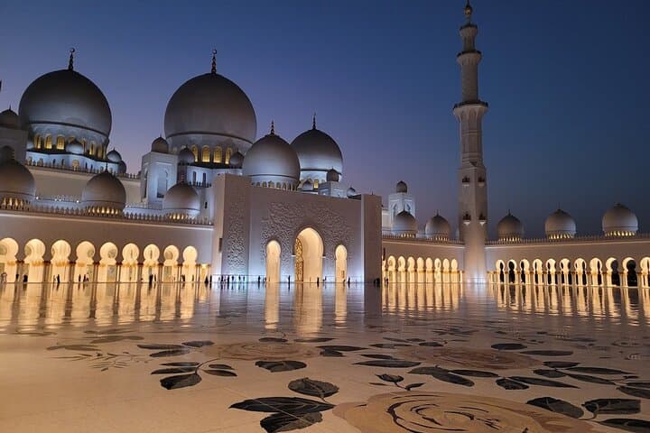 Emirates Palace Hi‑Tea and Sheikh Zayed Grand Mosque Visit from Dubai photo 3