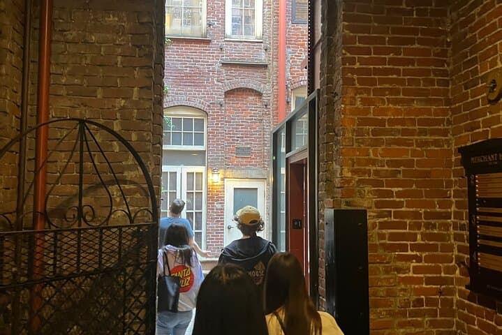Explore Portland’s Shanghai Tunnels: Haunted Underground Tour with Brewery Tastings photo 5