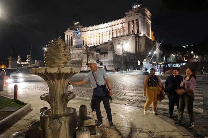 Nocturnal Rome Golf Cart Tour: Moonlit Landmarks & Gelato by Night photo 4