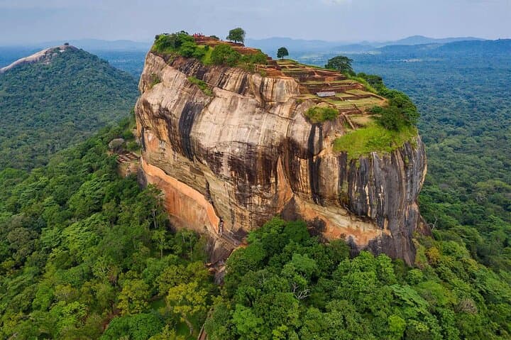 Sri Lanka 7-Day Round Tour — Beaches, Safari & Cultural Highlands photo 2