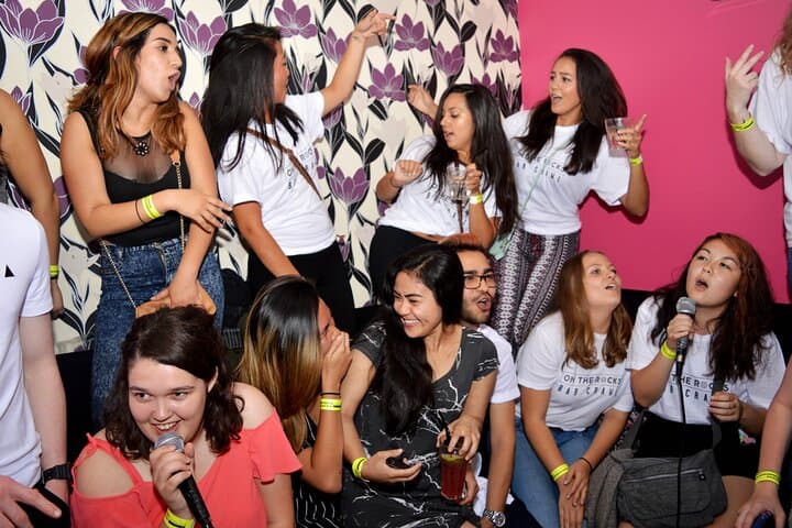 Edinburgh Old Town Pub Crawl: Guided Nightlife Tour with Free Shots & Queue Jump photo 6