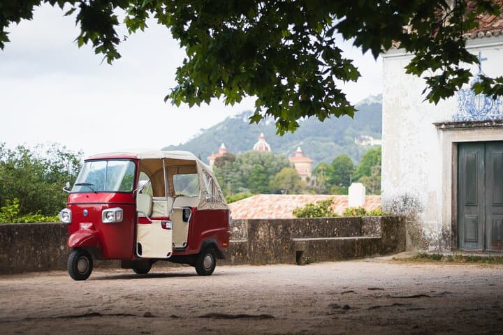 Full-Day Private Tuk-Tuk Tour in Sintra — Palaces, Forests & Coastal Cliffs photo 2