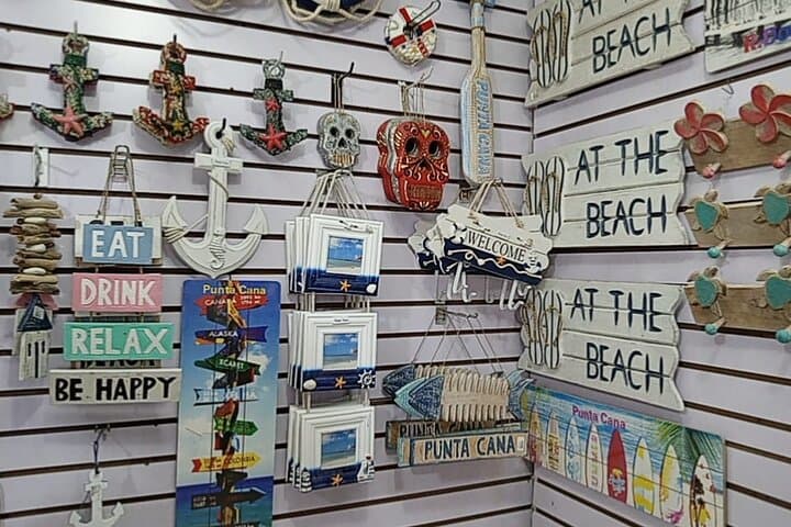 Punta Cana Guided Souvenir Shopping: Local Finds & Insider Tips photo 4