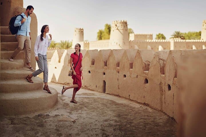 private-al-ain-4x4-sightseeing-tour-with-zoo-tickets photo 4