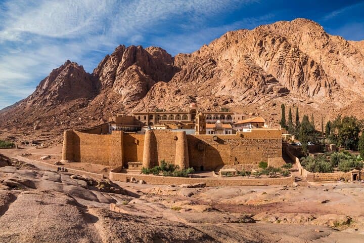 Mount Sinai Sunrise Hike & St. Catherine Monastery Overnight from Cairo
