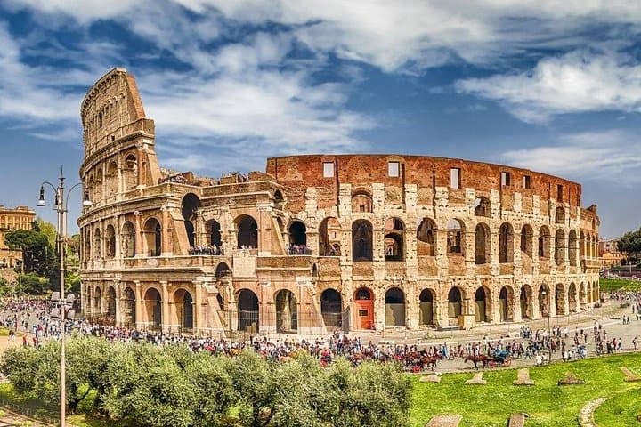 Colosseum Guided Tour with Access to the Roman Forum and Palatine Hill photo 2