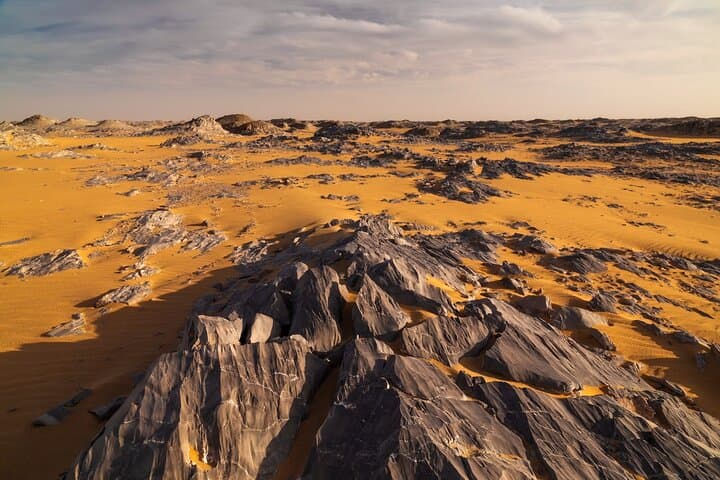 Overnight White Desert Safari from Cairo: Bahariya Oasis, Crystal Mountain & Camping photo 4