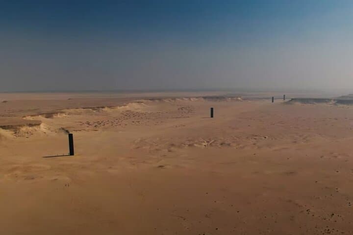 West Qatar Desert Tour: Mushroom Rocks, Camel Racing & Richard Serra Sculptures photo 6