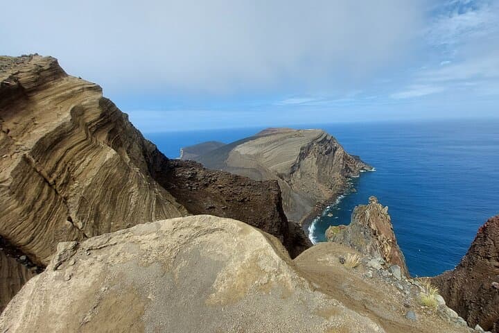 Full-Day Faial Island Tour: Caldeira, Capelinhos & Black-Sand Beaches photo 2