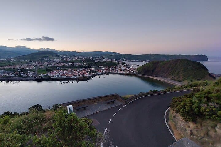 Full-Day Faial Island Tour: Caldeira, Capelinhos & Black-Sand Beaches photo 3