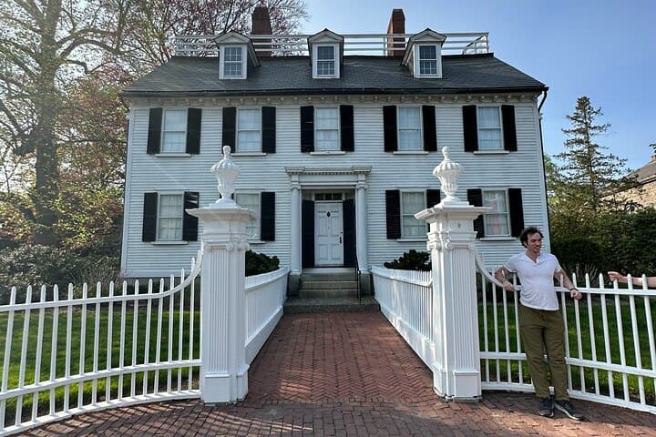 Salem Witches Walking Tour: History, Hauntings & Hidden Corners photo 6