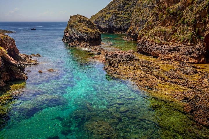 Day Trip to the Berlengas Islands from Lisbon — Boat, Fort & Coastal Trails photo 4